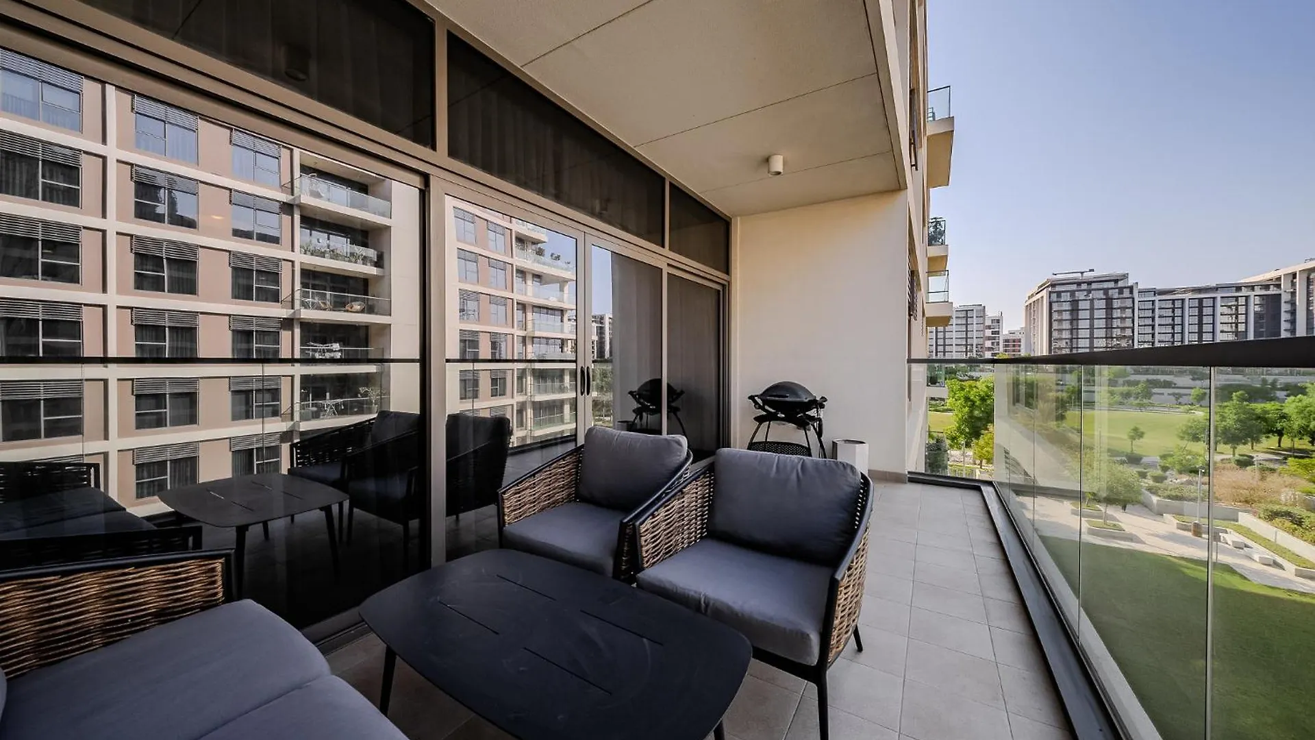 Modern 2Bdr Apartment I Dubai Hills I City View I Mulberry At Park Heights